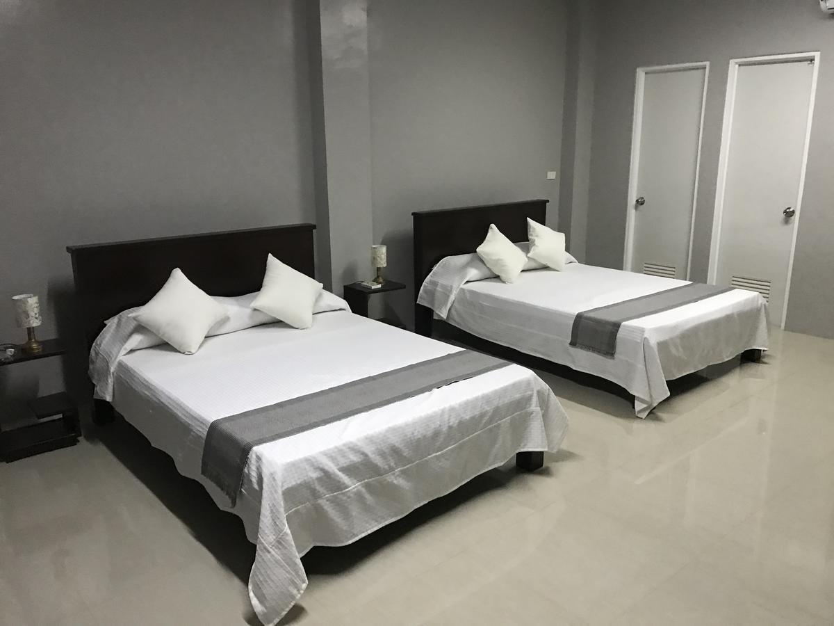Hotel Reddoorz El Senor Jesus Apartelle Vigan Ilocos Exterior foto