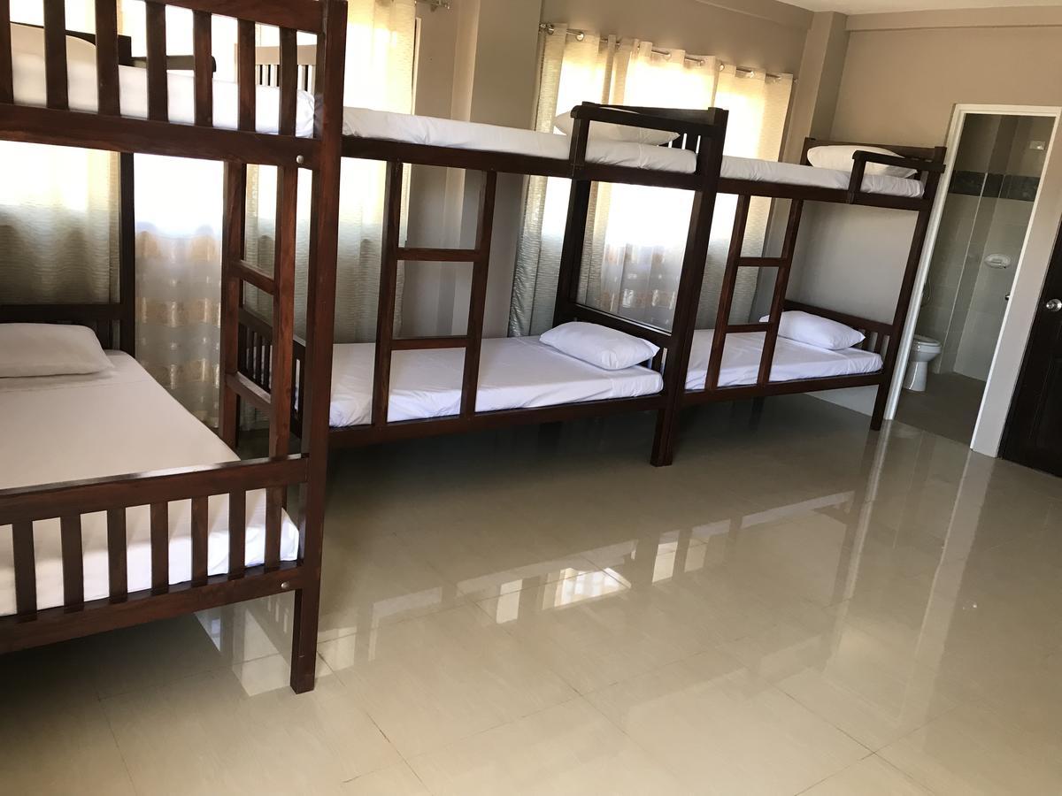 Hotel Reddoorz El Senor Jesus Apartelle Vigan Ilocos Exterior foto