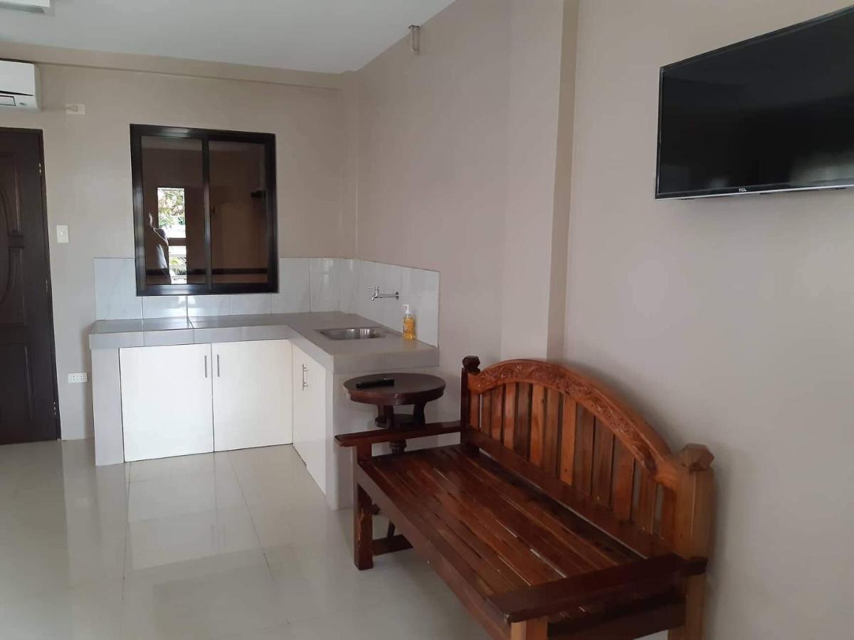 Hotel Reddoorz El Senor Jesus Apartelle Vigan Ilocos Exterior foto